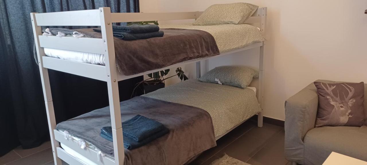Studio Apartman Ada ซาโมบอร์ ภายนอก รูปภาพ
